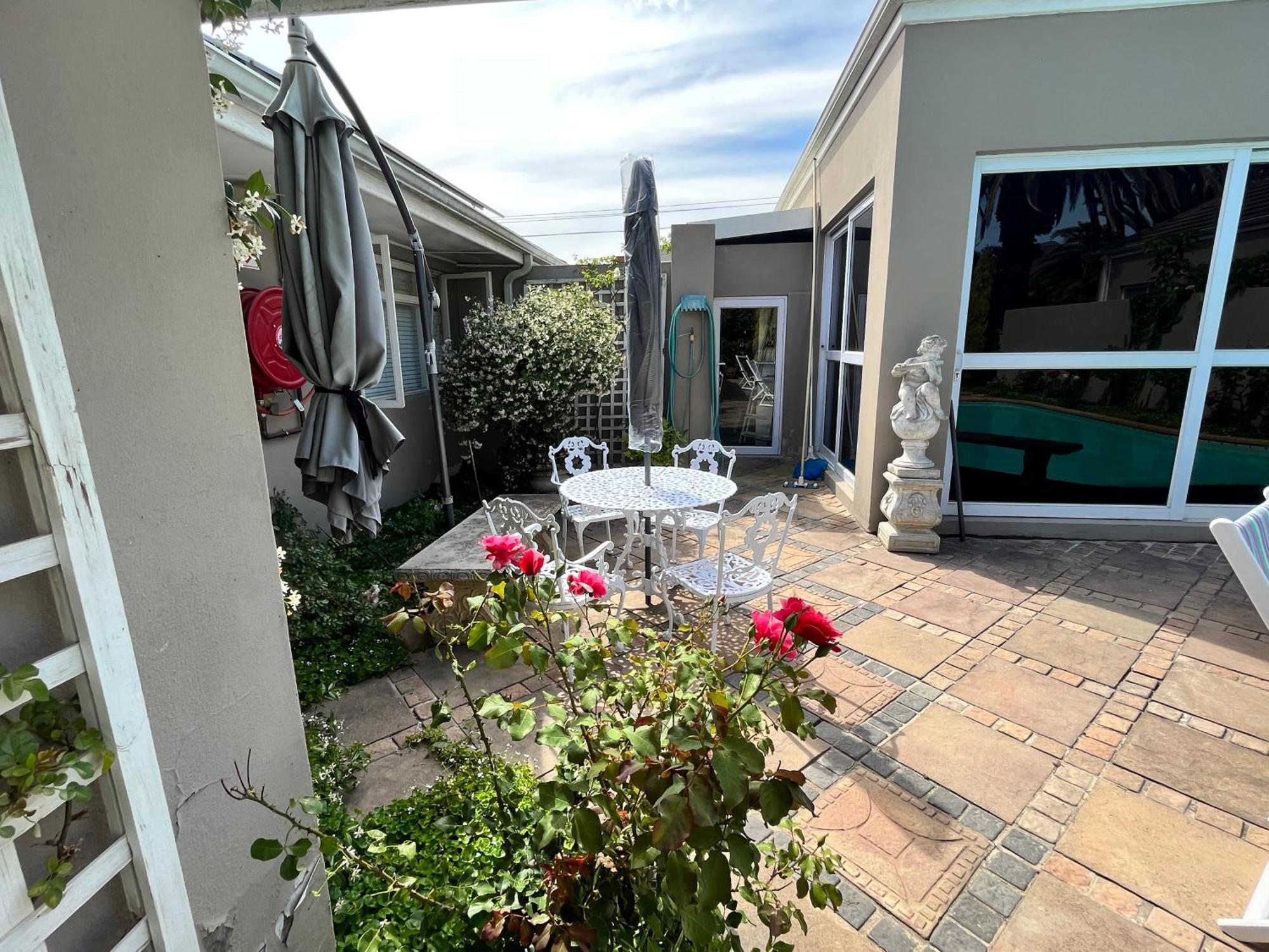 Somerset West Garden Apartments 2 Bagian luar foto