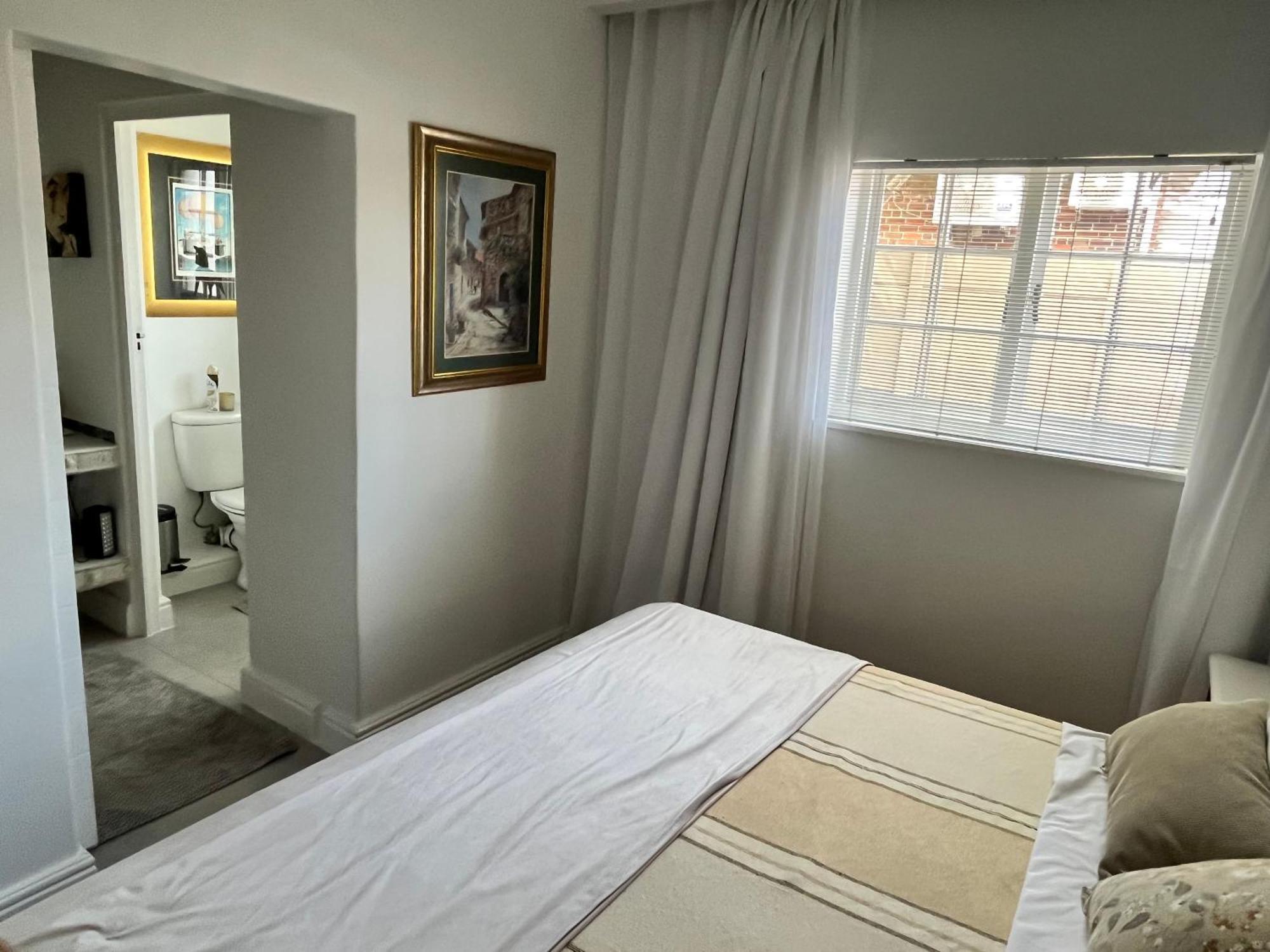 Somerset West Garden Apartments 2 Bagian luar foto